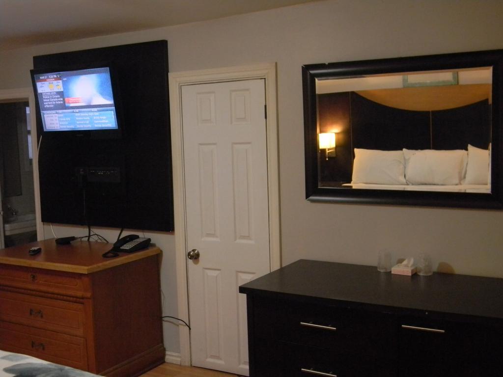 American Plaza Motel ロンドン エクステリア 写真