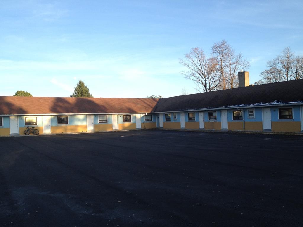 American Plaza Motel ロンドン エクステリア 写真