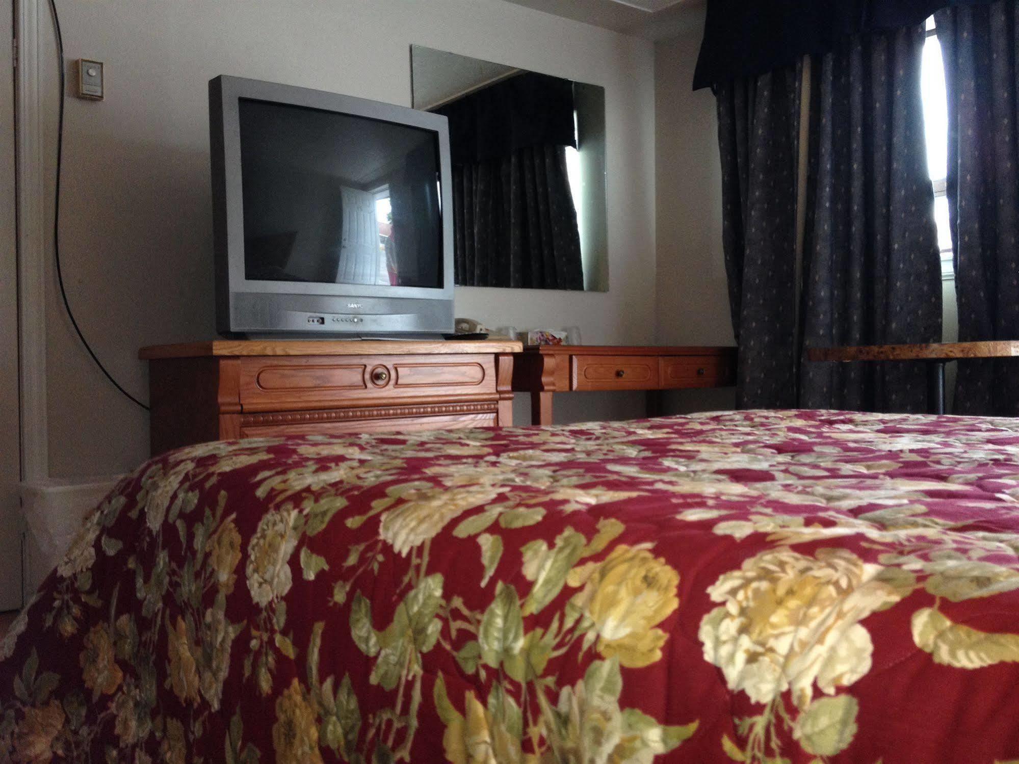 American Plaza Motel ロンドン エクステリア 写真