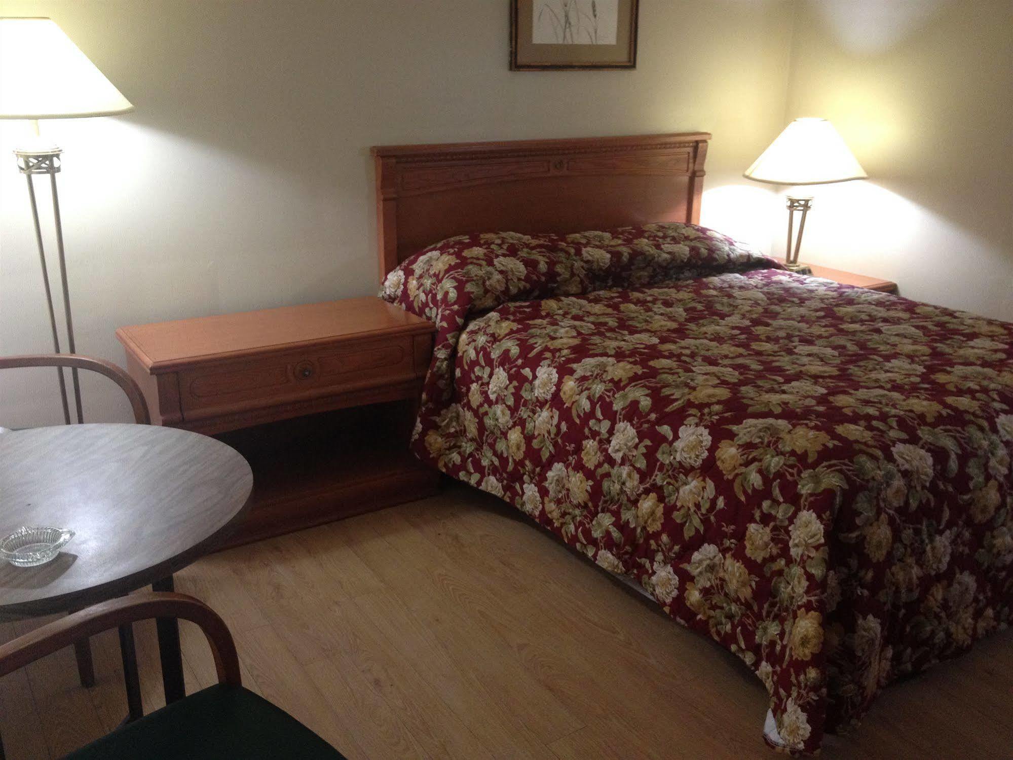 American Plaza Motel ロンドン エクステリア 写真