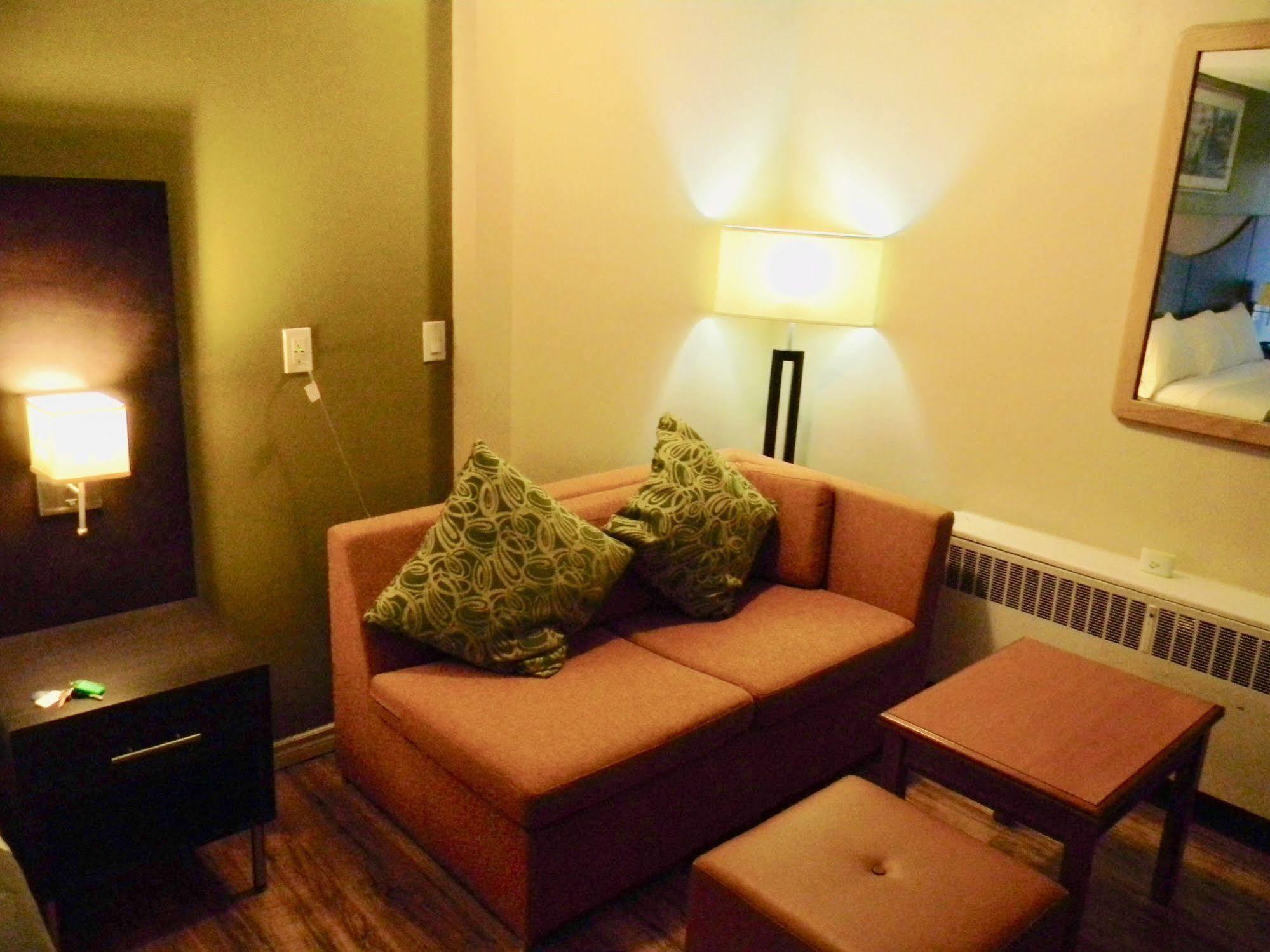 American Plaza Motel ロンドン エクステリア 写真